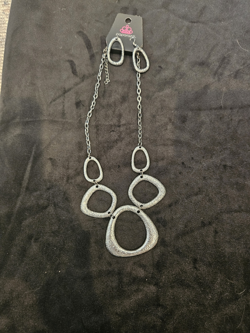 paparazzi Gunmetal Textured Open Oval Necklace and Earrings Set